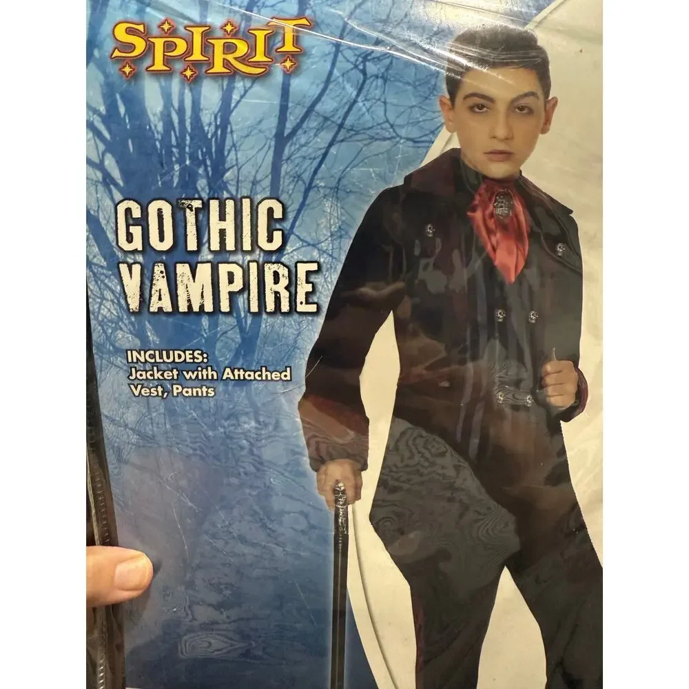 New Spirit Halloween Gothic Vampire Costume Boys Size Small 4-6 Black Red - Picture 6 of 6